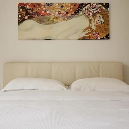 Appartement Piazza Firenze Halldis
